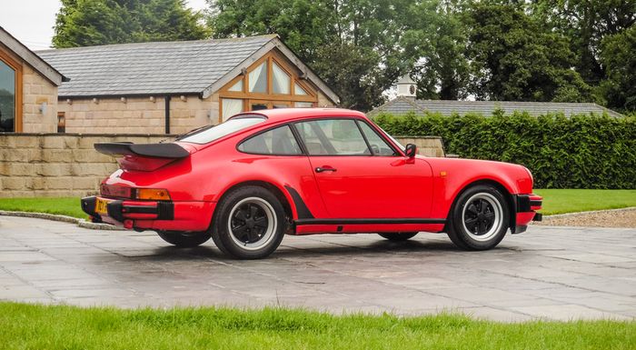 Дори възстановени класически Porsche-та се продават за огромни суми